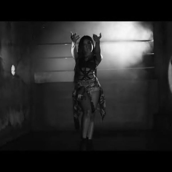 Meet your Posher, Ambassador Tribal Queen Shantel - Picture 5 of 8